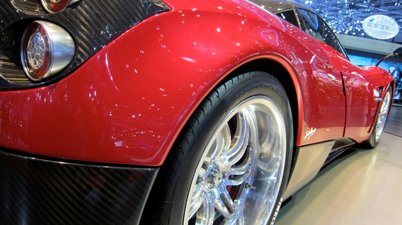 Illustration for article titled The 235 mph Pagani Huayra will make you heave with joy